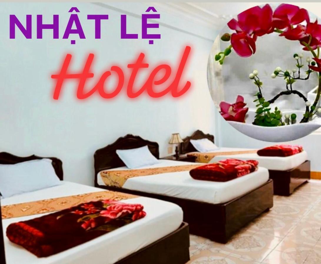 Nhat Le Hotel Hue Buitenkant foto