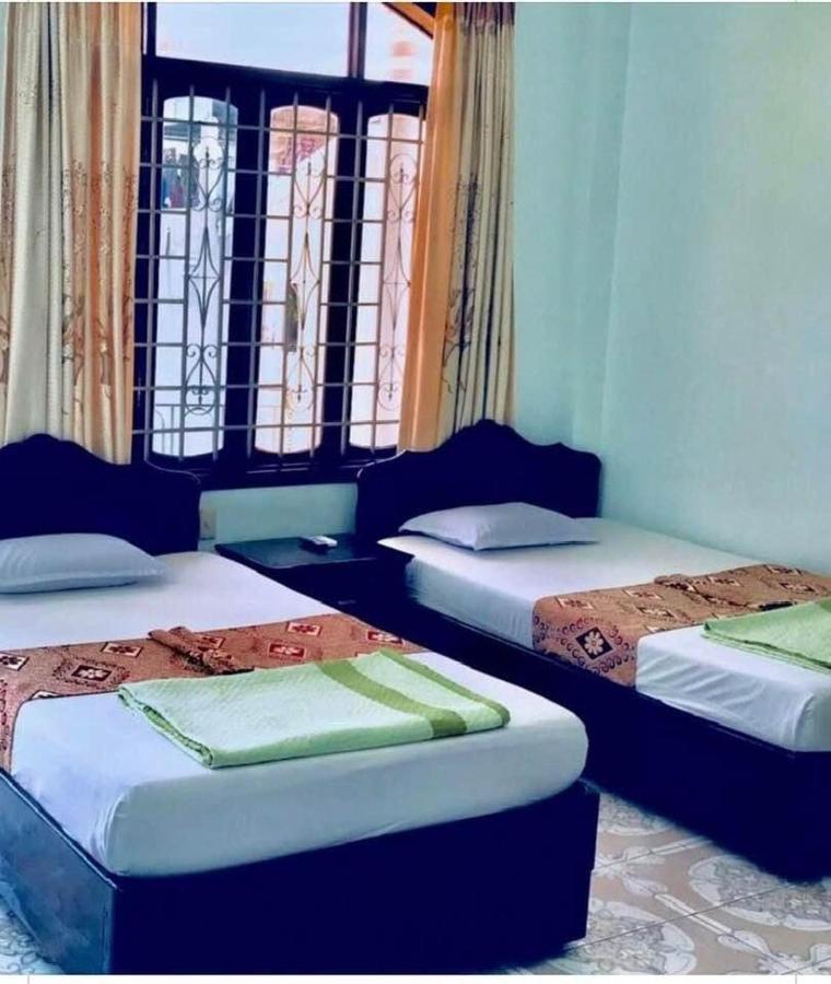 Nhat Le Hotel Hue Buitenkant foto