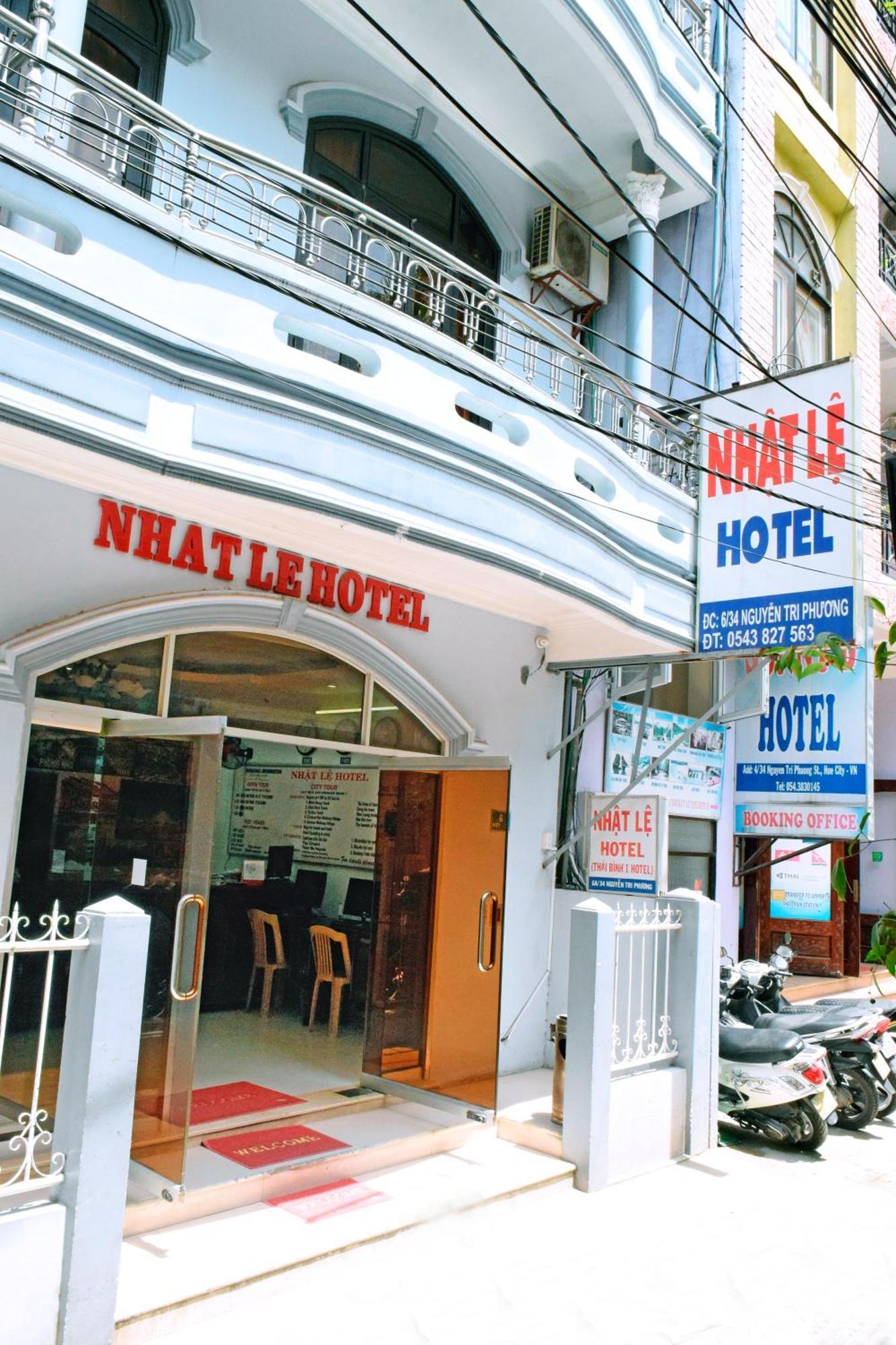 Nhat Le Hotel Hue Buitenkant foto
