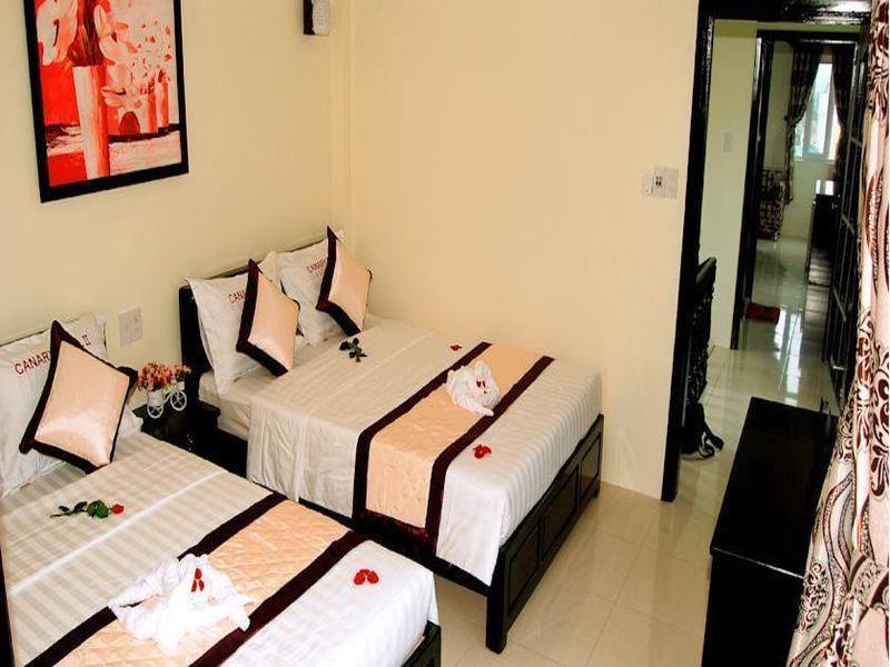 Nhat Le Hotel Hue Buitenkant foto