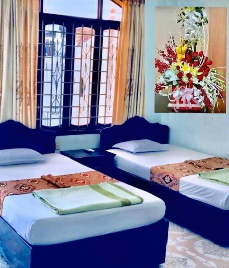 Nhat Le Hotel Hue Buitenkant foto